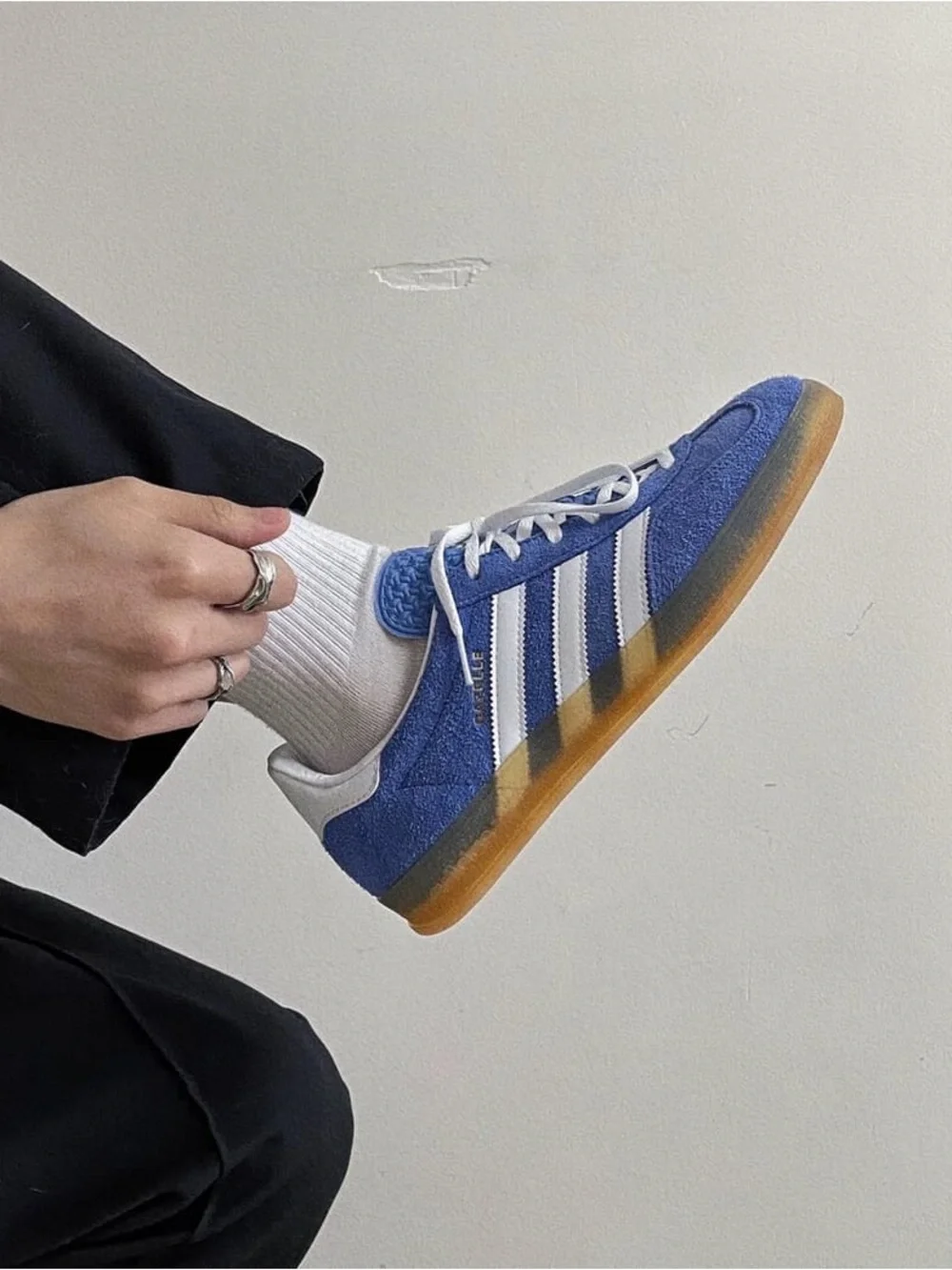 adidas lace closure